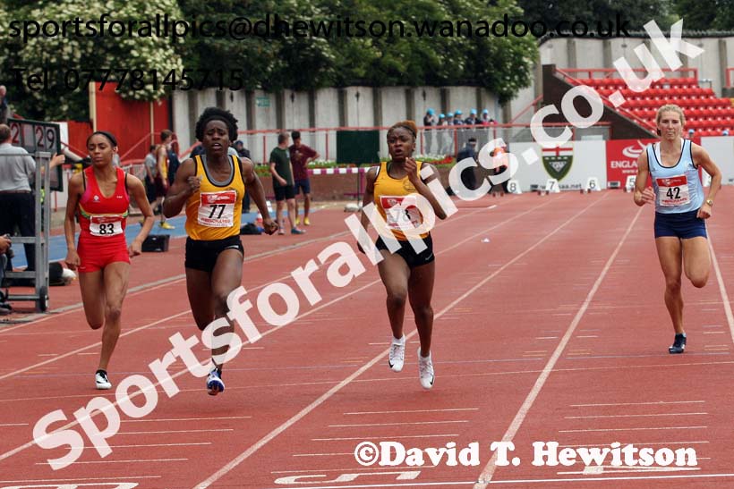 Inter girls 100 metres, English Schools Track and Field. Photo: David T. Hewitson/Sports for All Pics